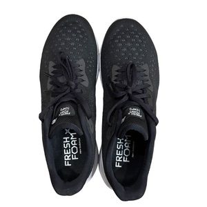 New Balance Sneakers Women Size 9 Black White Fresh Foam X Tempo V2 Running Shoe